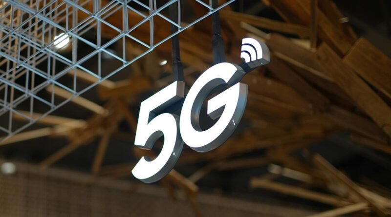Blog image for 5G Technology Transforming Connectivity